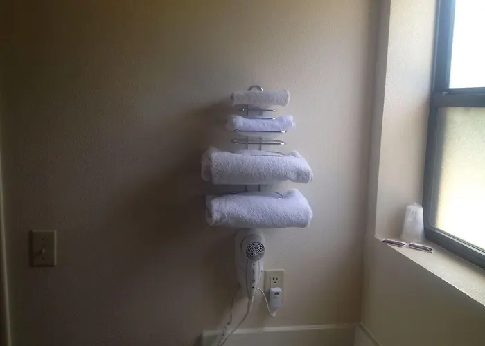 Mountain View Motel 2*